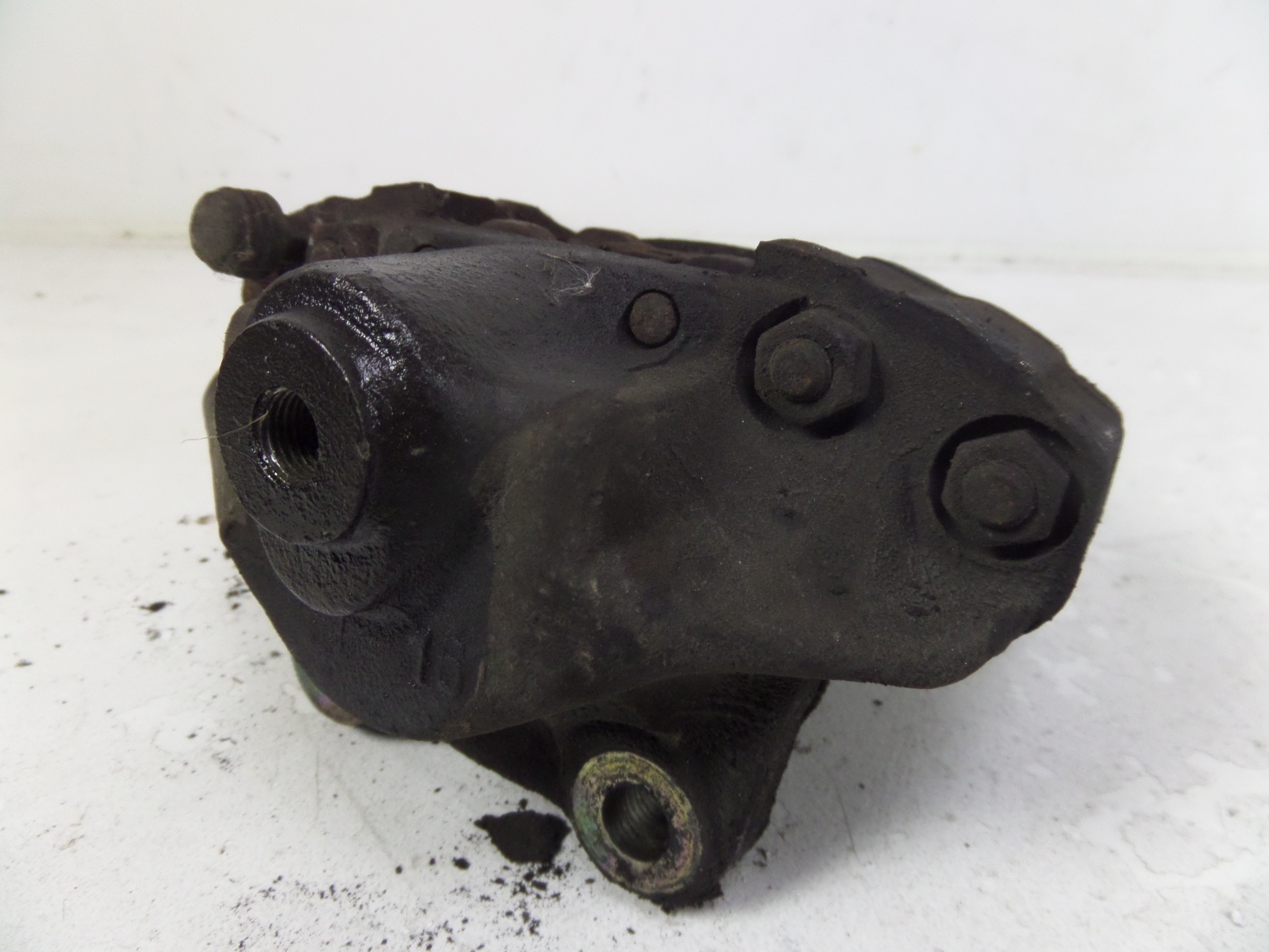 Alfa Romeo Spider Veloce Right Rear Brake Caliper Series 3 82-90 OEM | eBay