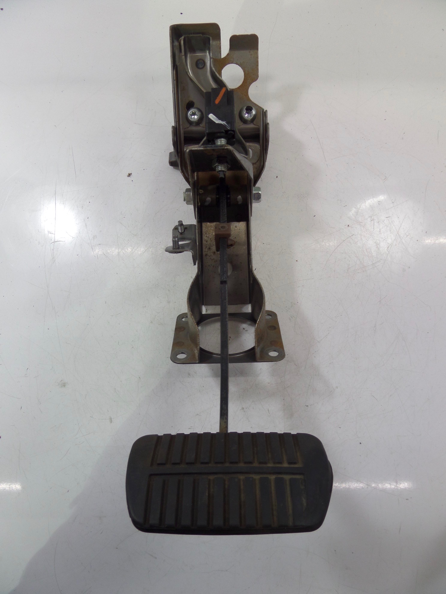 Subaru Legacy Outback Brake Pedal 03-09 Oem 