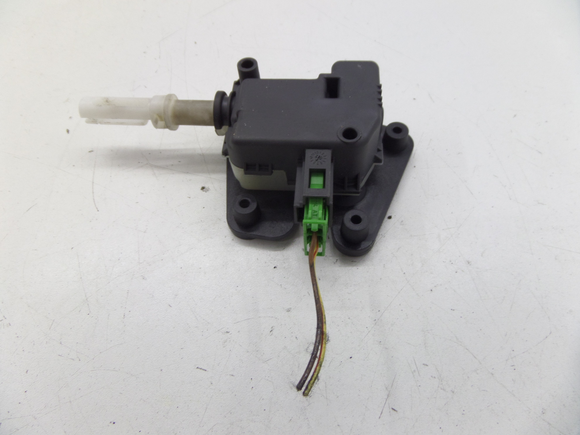 audi-a4-avant-trunk-lock-actuator-b6-oem-8e9-827-833-s4-ebay