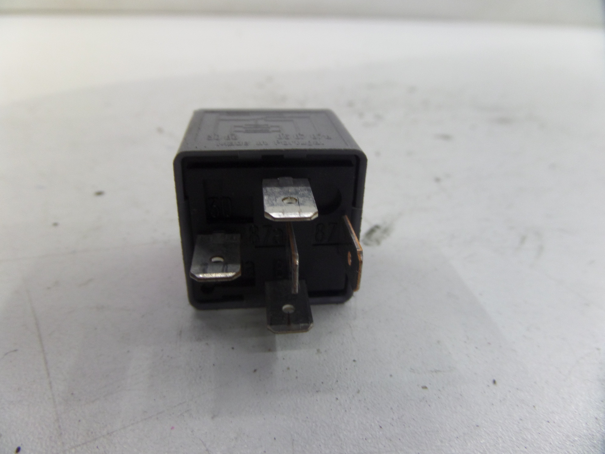 Audi S4 444 Relay B5 00-02 Oem 1j0 927 841 