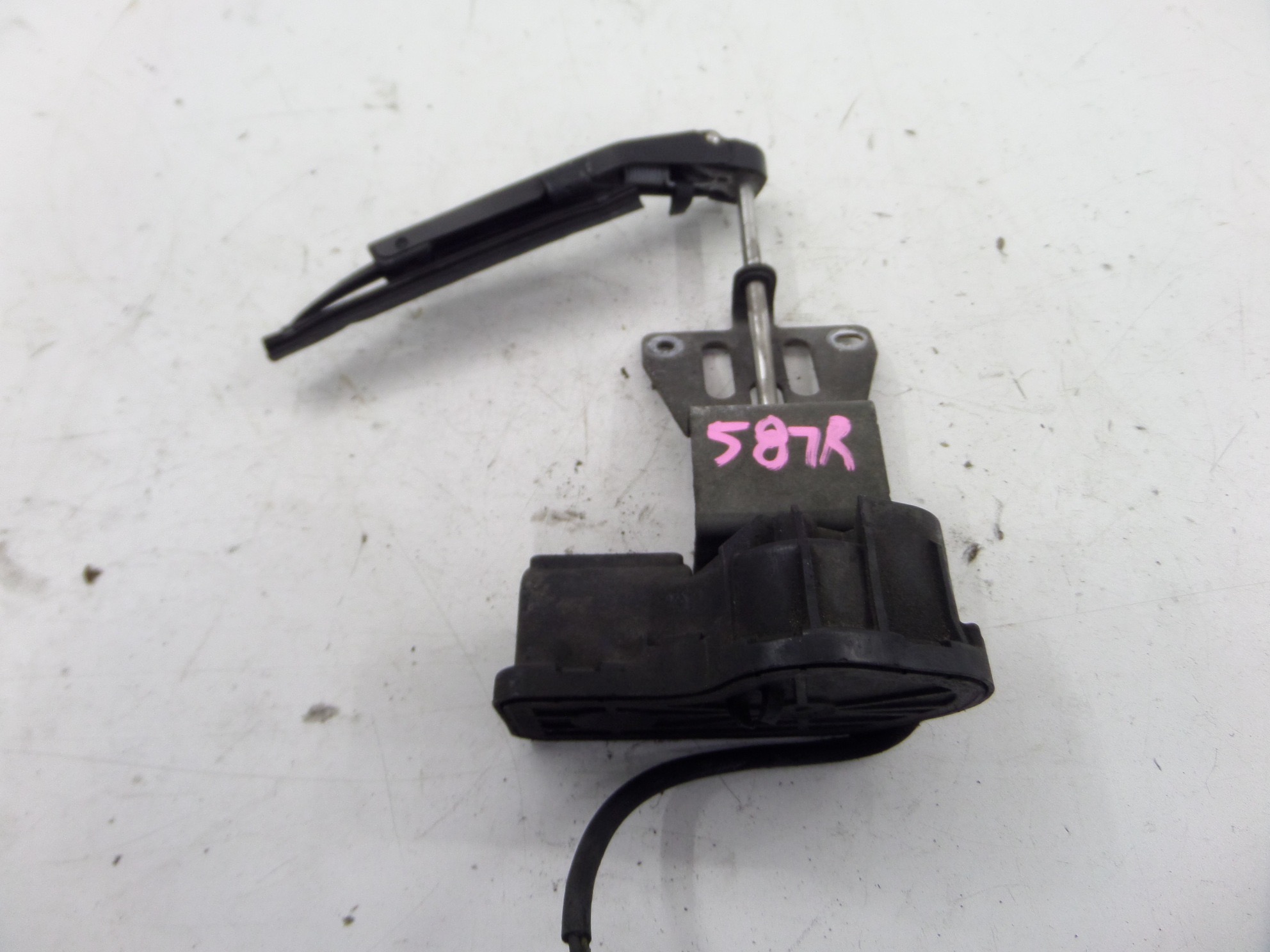 Saab 9-5 Right Headlight Wiper YS3E 99-03 OEM | eBay