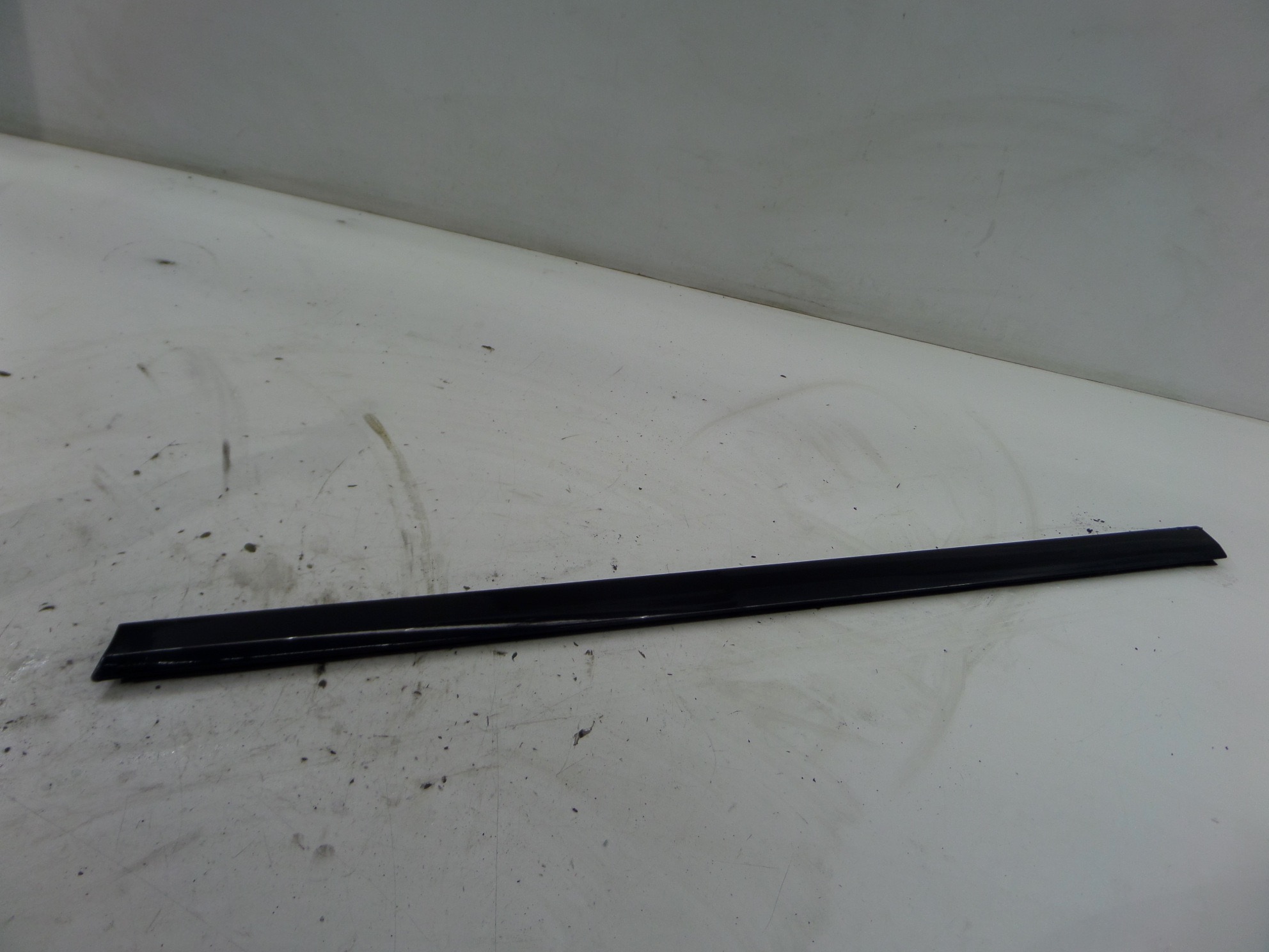 Audi A3 Right Front Lower Door Blade Molding Black 8P 06-08 OEM | eBay