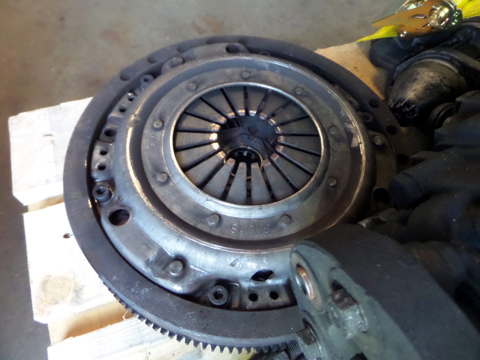 Mercedes w123 manual gearbox exploded