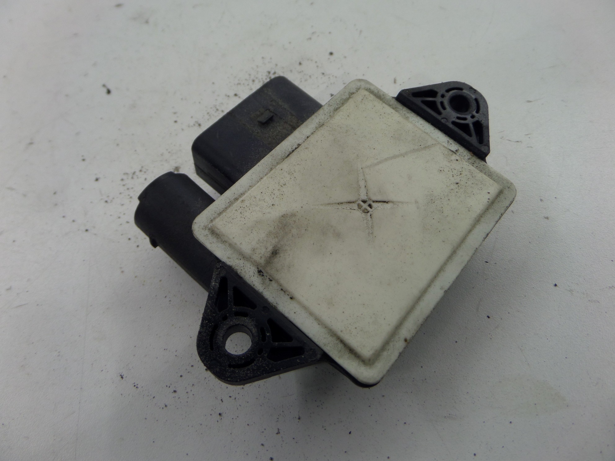 Mercedes R350 Glow Plug Control Unit Relay Sensor W251 11-13 OEM A 642 ...