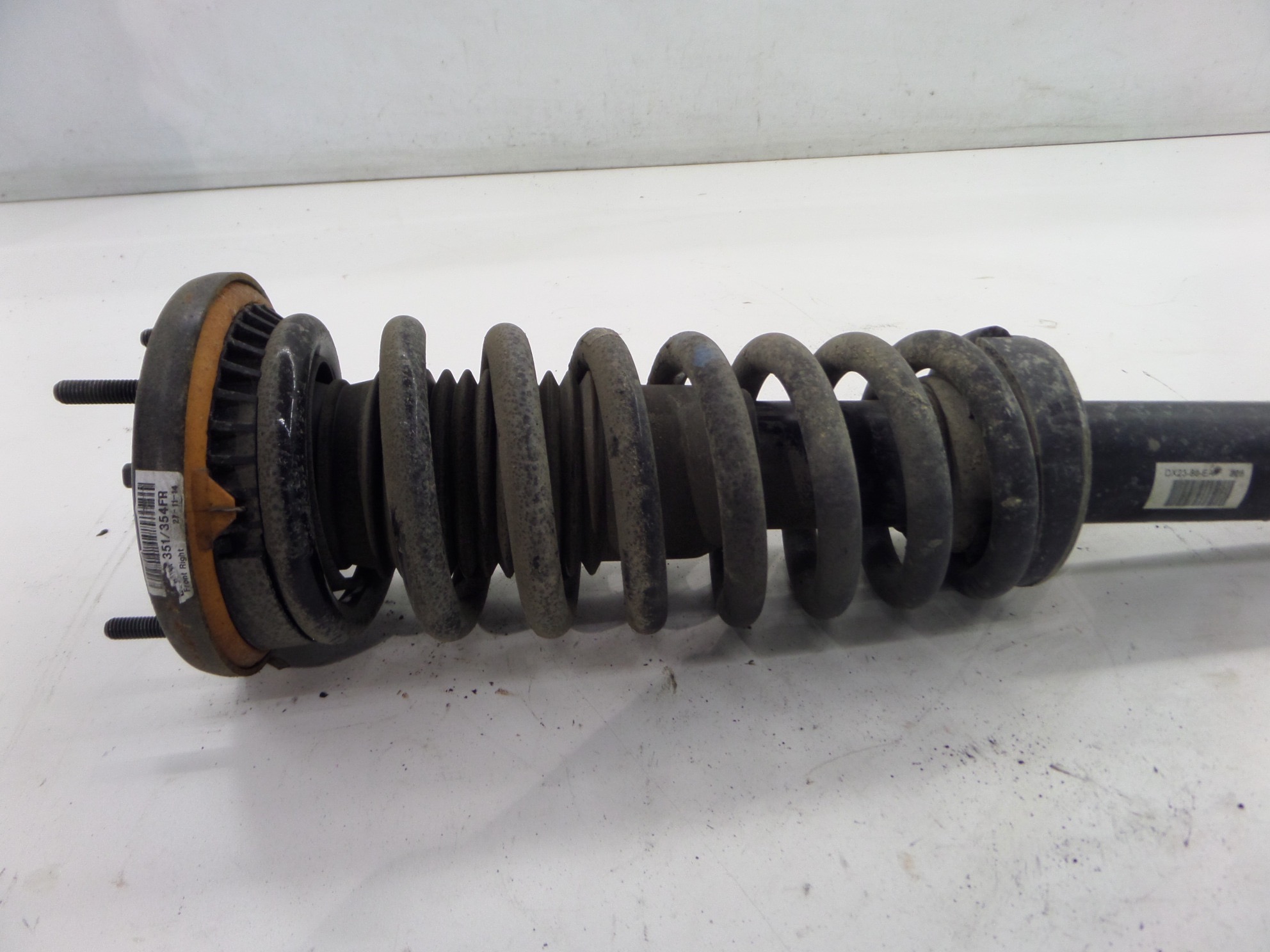 Jaguar XF AWD Supercharged Right Rear Shock Spring Strut Suspension ...